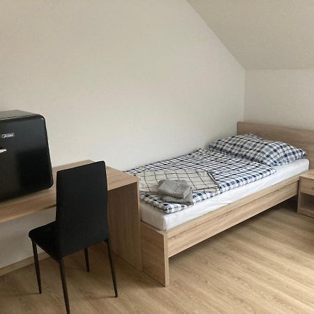 Ubytovani Na Spejcharu, Zelevcice Slany Bagian luar foto